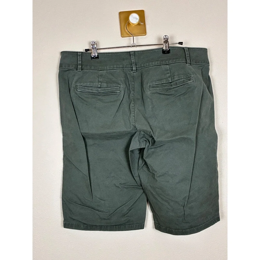 LOFT Riviera Shorts Womens Size 12 Dark Olive Green Chino Cotton Stretch (B2)